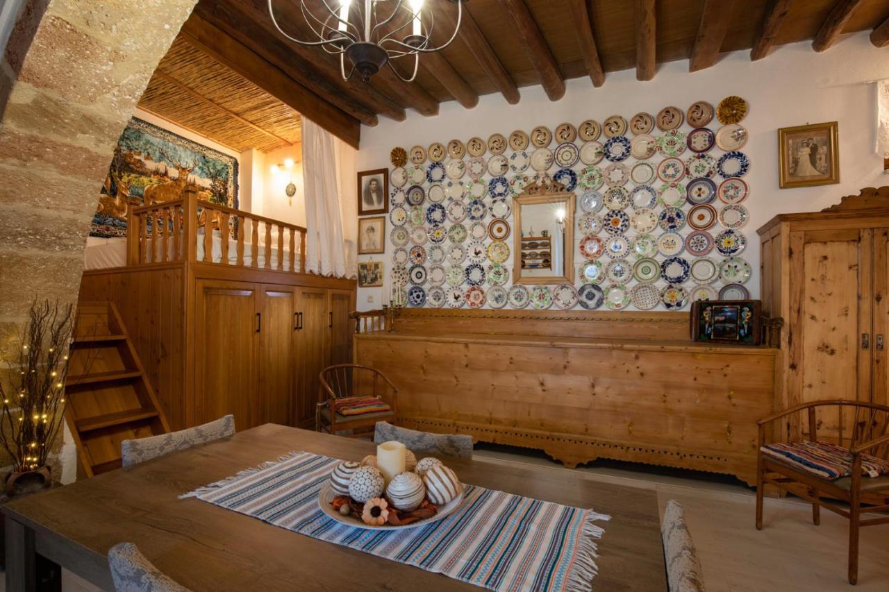 아크앤젤로스 "Finio" Traditional House 아파트 외부 사진